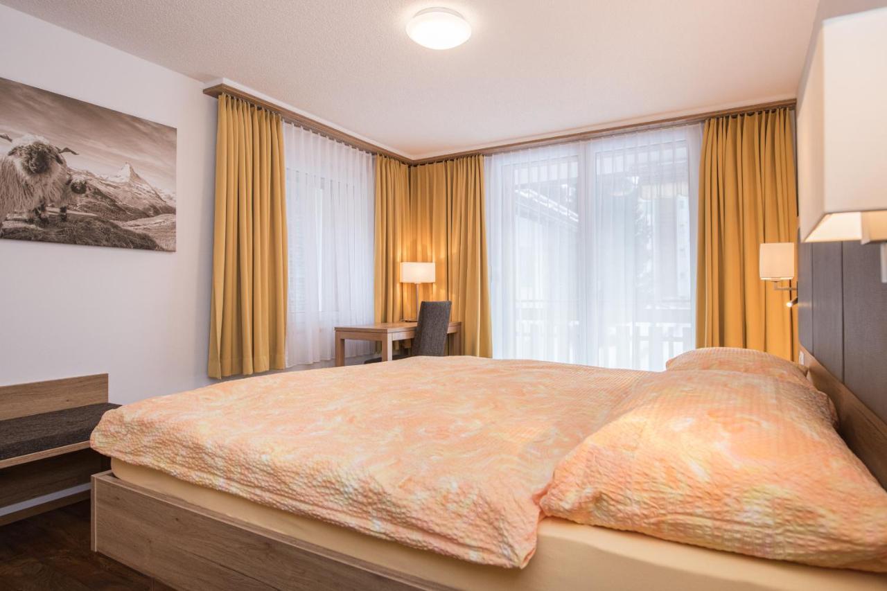 Ferienhaus Matterhorngruss Zermatt Zewnętrze zdjęcie