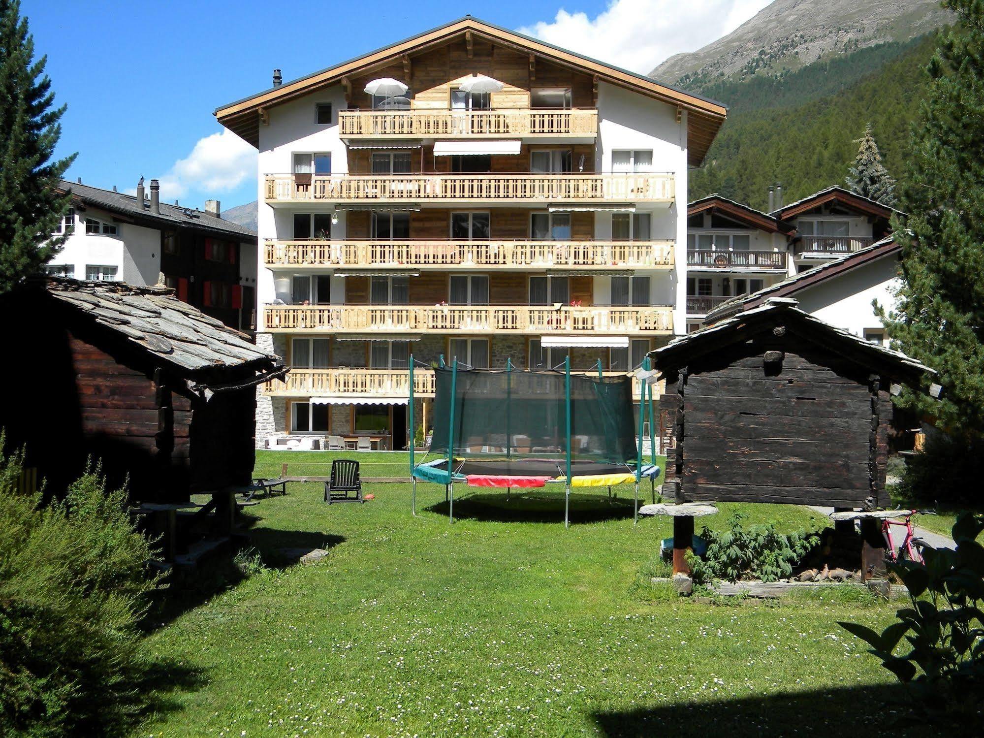Ferienhaus Matterhorngruss Zermatt Zewnętrze zdjęcie